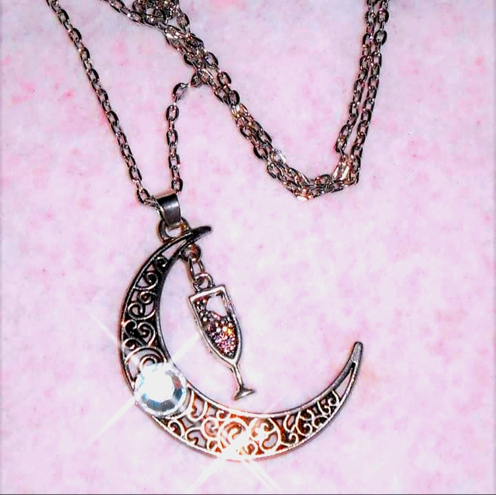 Necklace - Picture 3 of 6